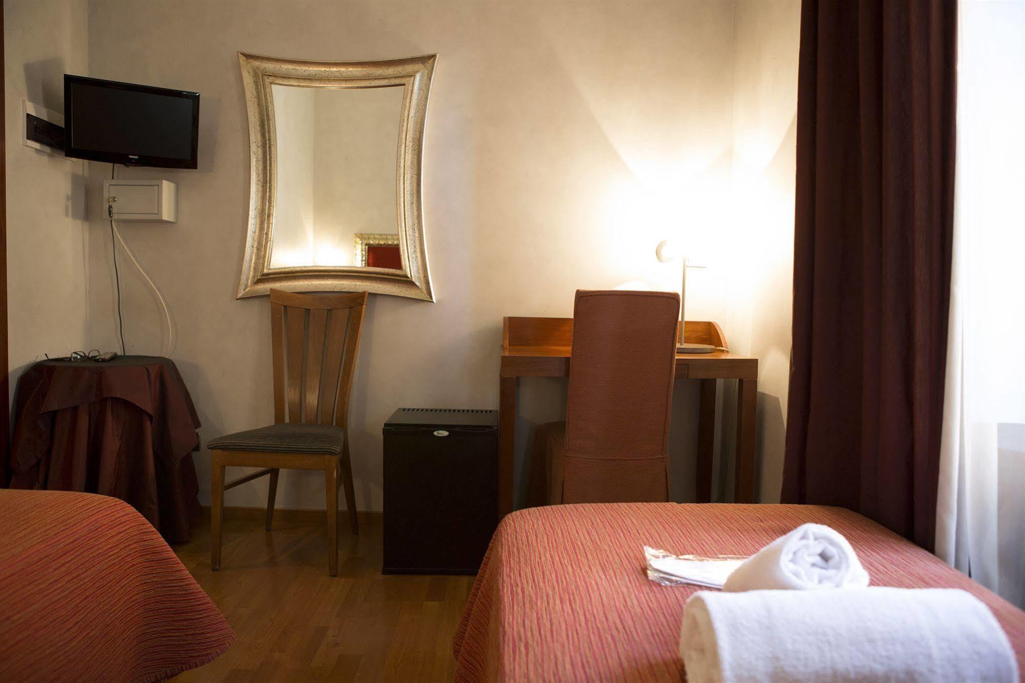 Hotel Piave Рим Екстериор снимка